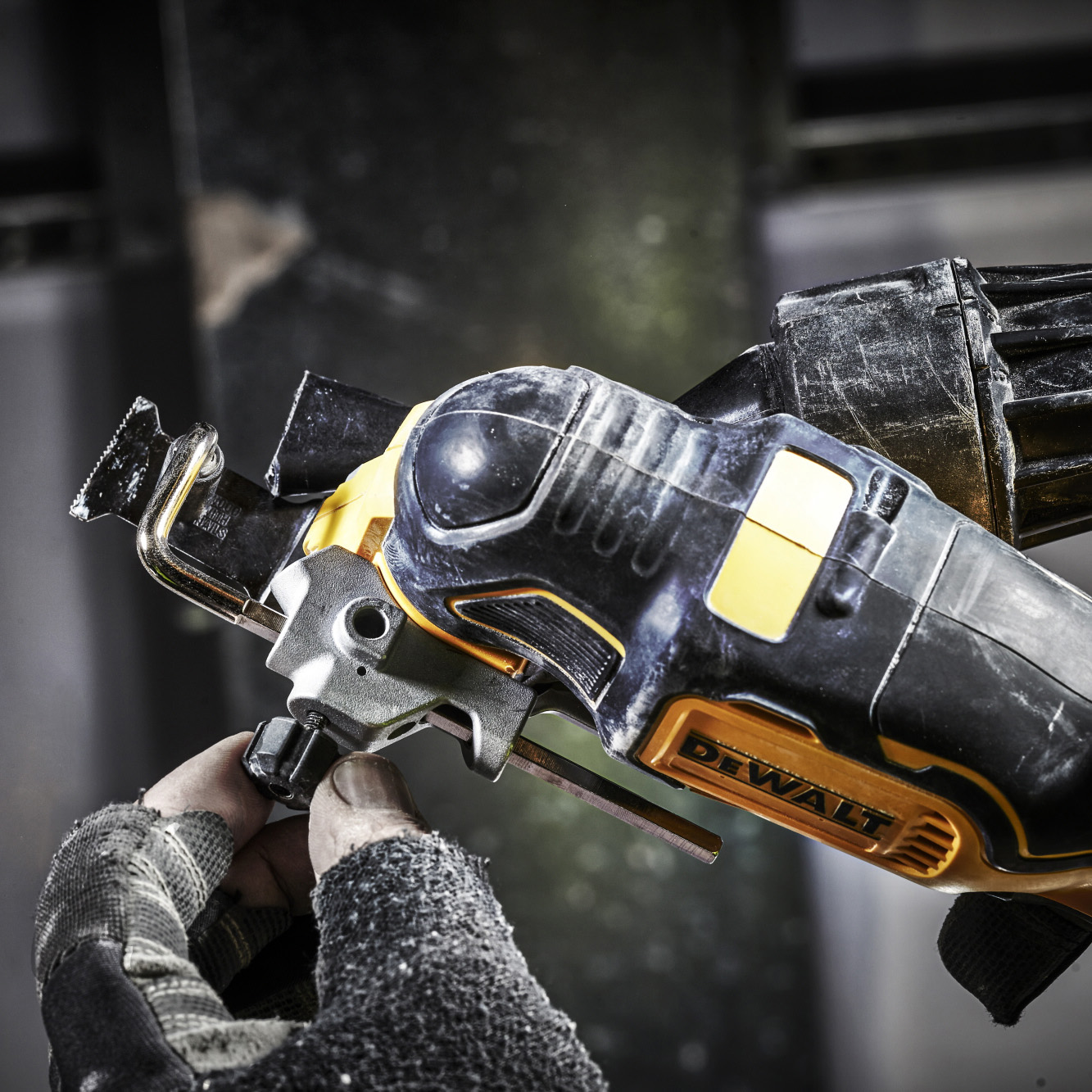 Инструмент dewalt